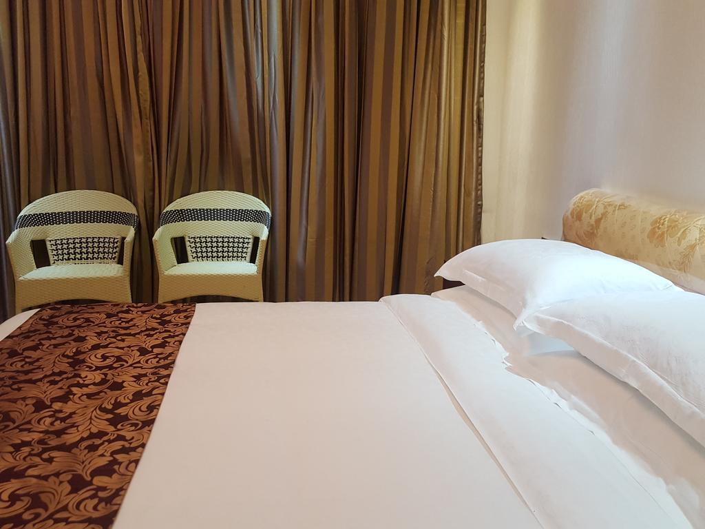 Jian Guo Grand Hotel Ban Si Khay Exteriör bild
