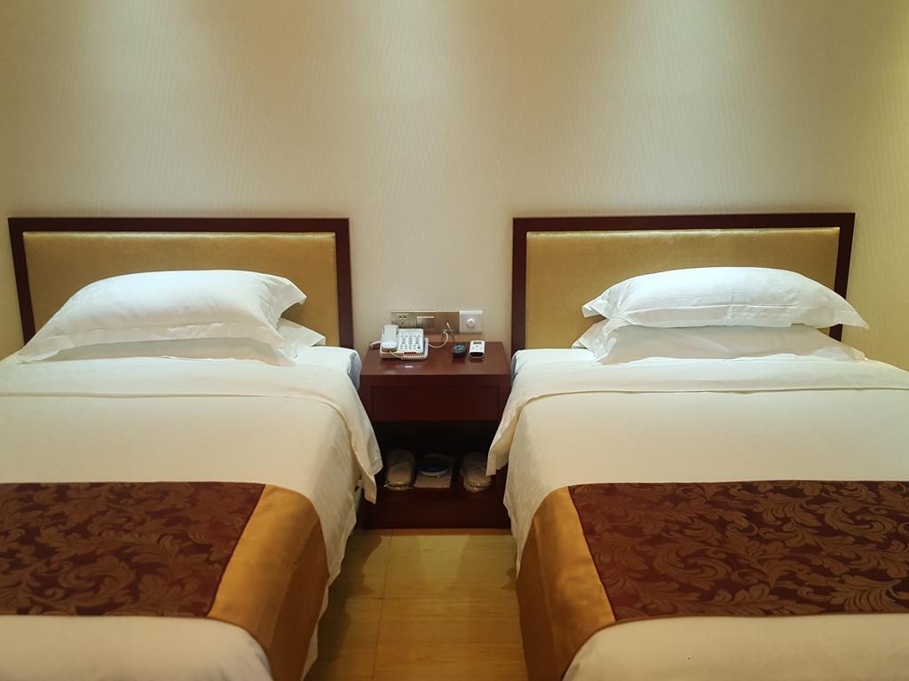 Jian Guo Grand Hotel Ban Si Khay Exteriör bild