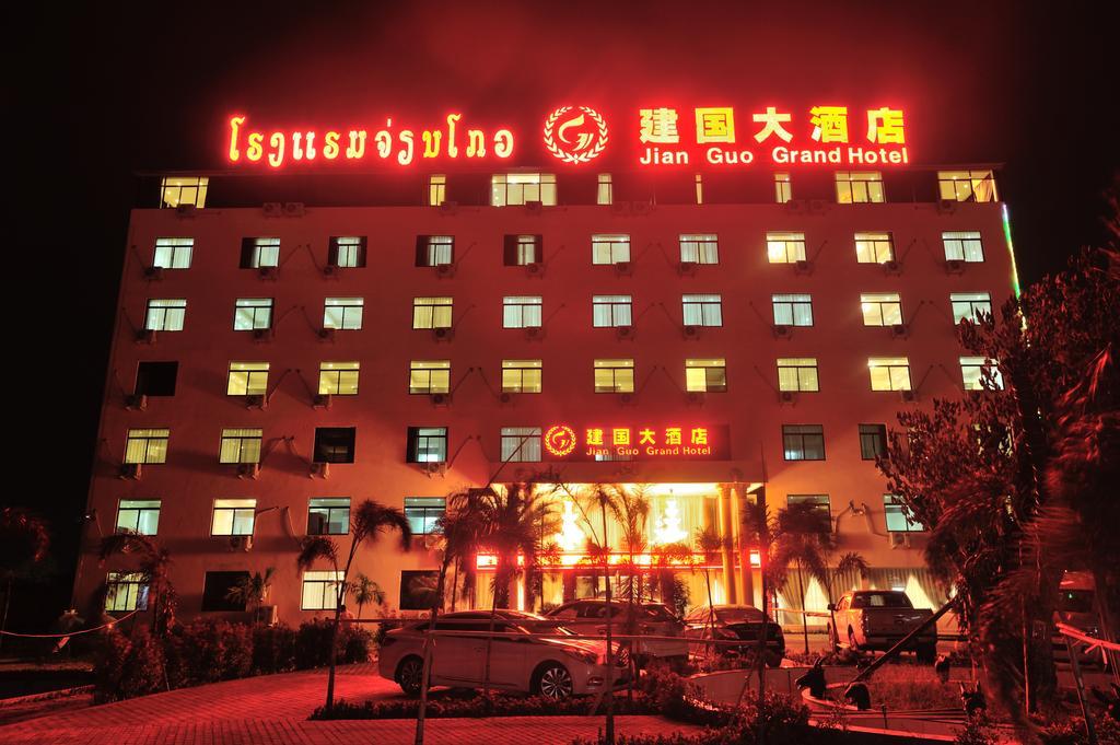 Jian Guo Grand Hotel Ban Si Khay Exteriör bild