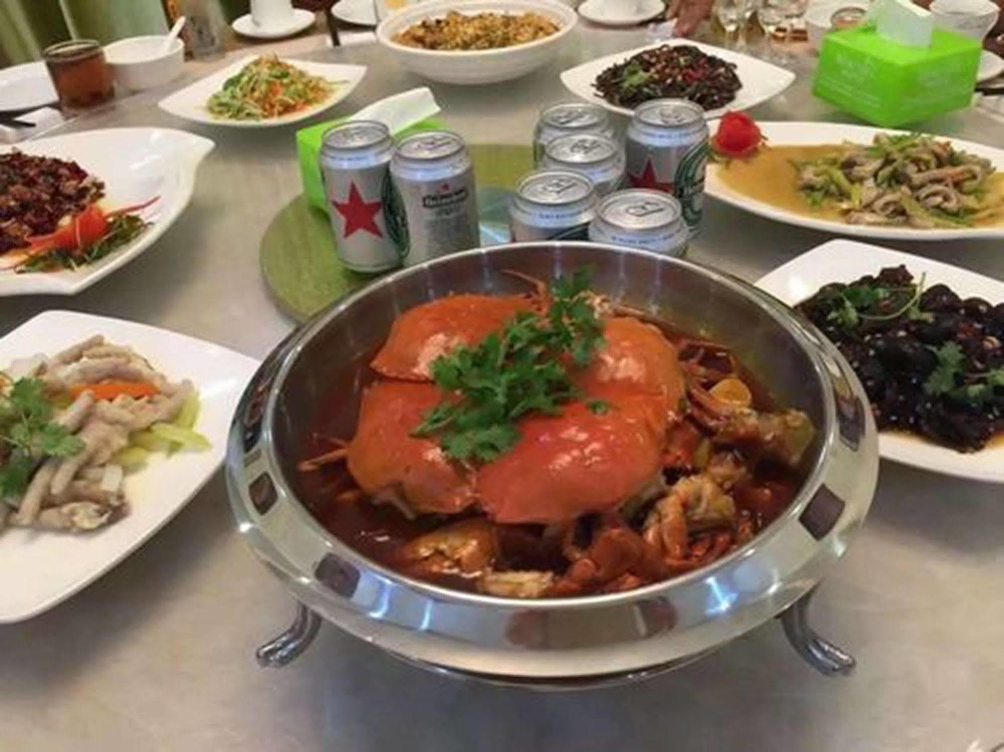 Jian Guo Grand Hotel Ban Si Khay Exteriör bild