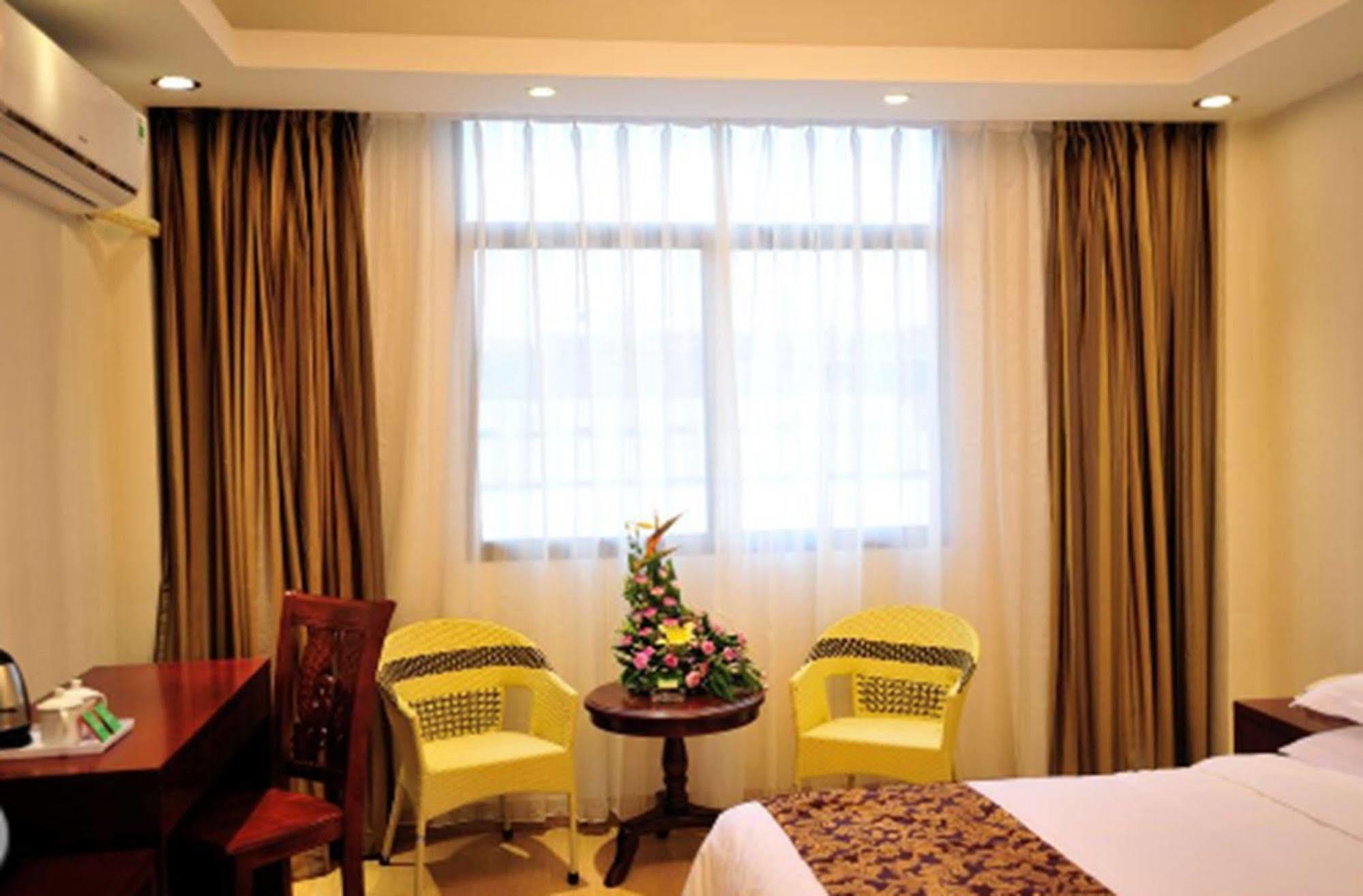 Jian Guo Grand Hotel Ban Si Khay Exteriör bild